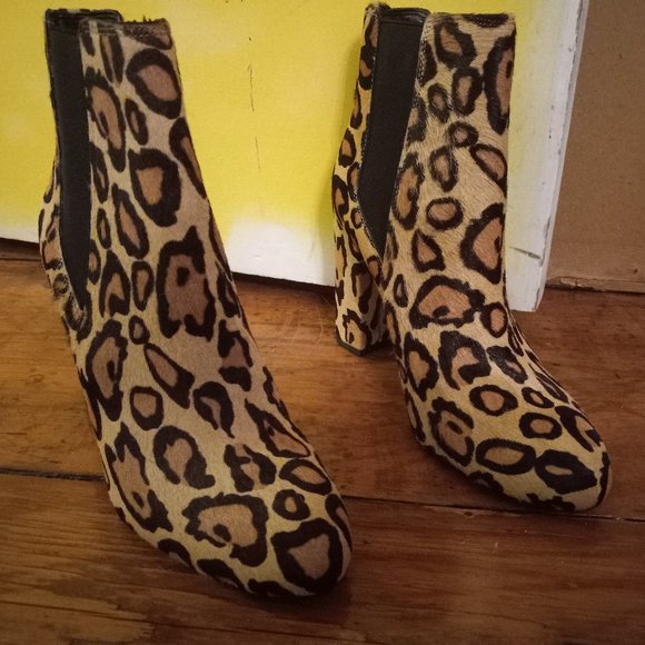 Sam Edelman Leopard Print Stack Heel Booties Cow Fur - Picture 1 of 4
